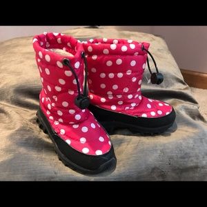 Girls snow boots